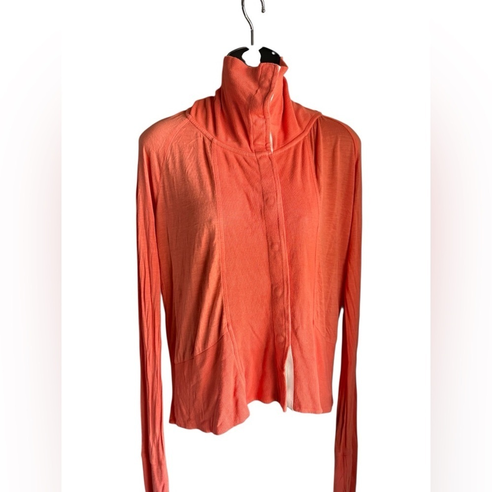 Hurley Women's Vibrant Coral Thin Lightweight button down sz large cotton blend